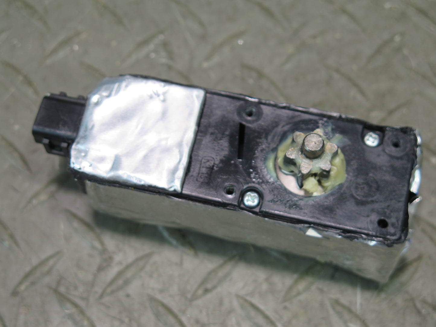 2008-2010 Lexus URJ201L LX570 Front Right Side Seat Control Module w Motors Set