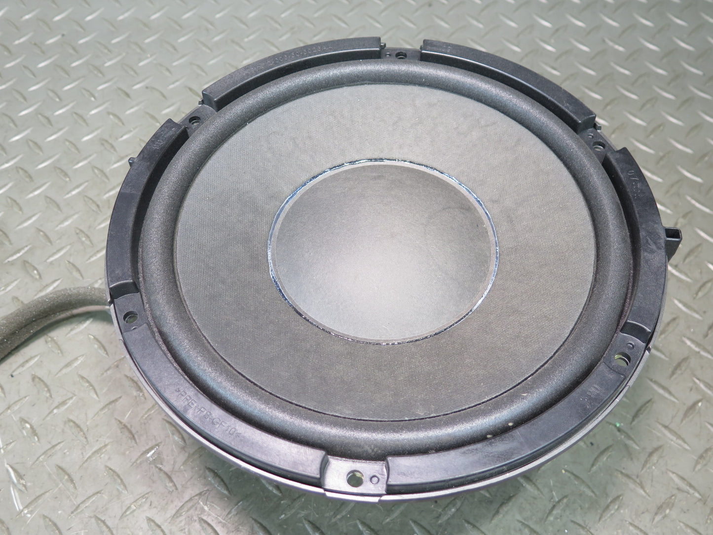 2008-2015 Lexus URJ201L Rear Trunk Subwoofer Audio Speaker Mark Levinson