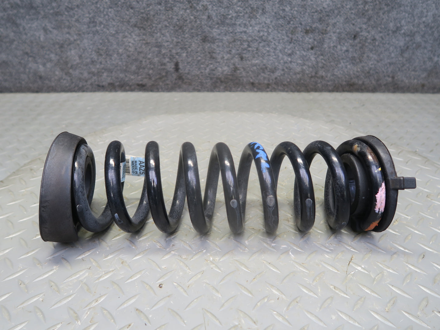 16-24 Chevrolet Camaro SS Convertible Set of 2 Rear Coil Spring 23341852 OEM
