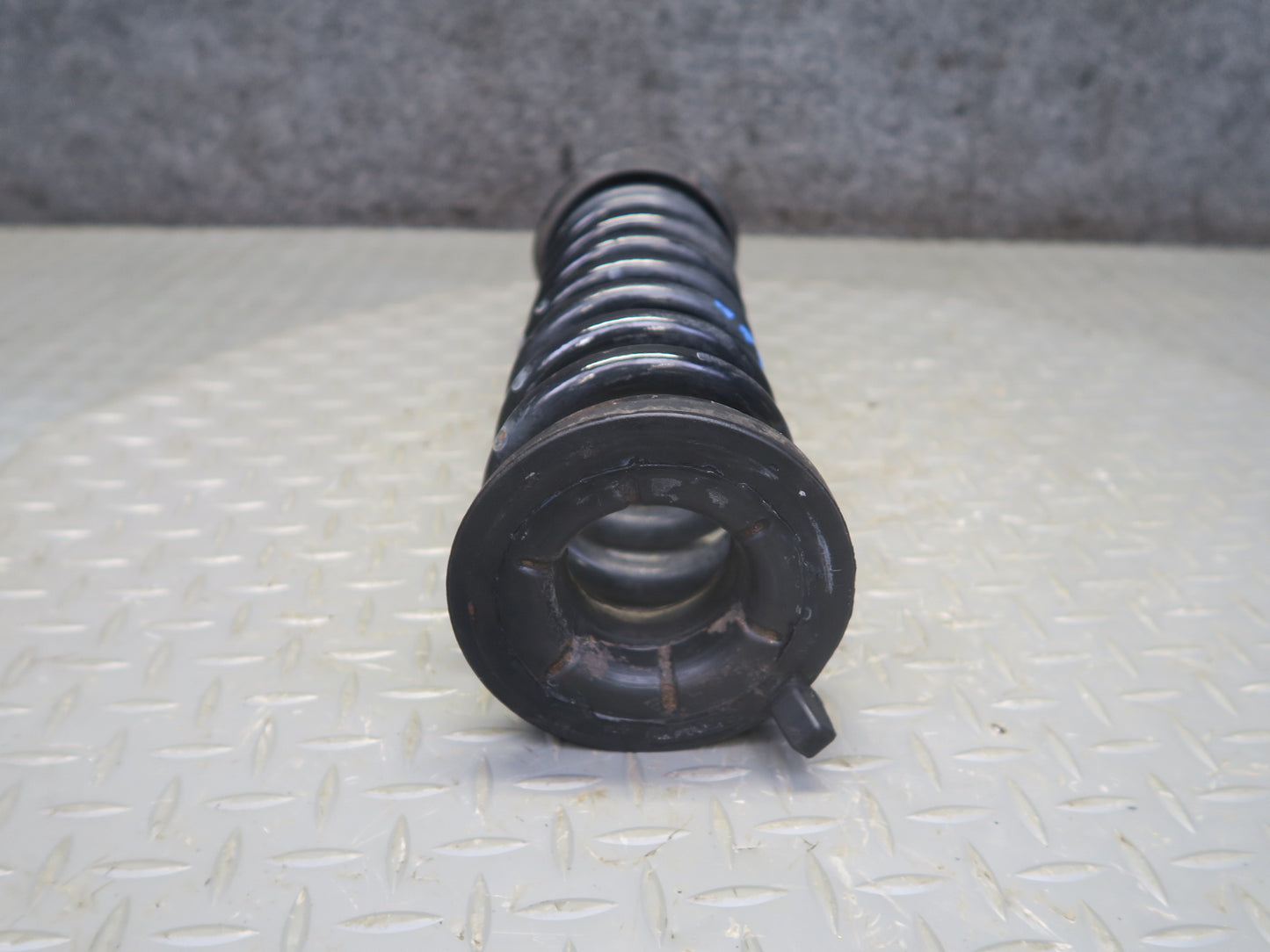 16-24 Chevrolet Camaro SS Convertible Set of 2 Rear Coil Spring 23341852 OEM