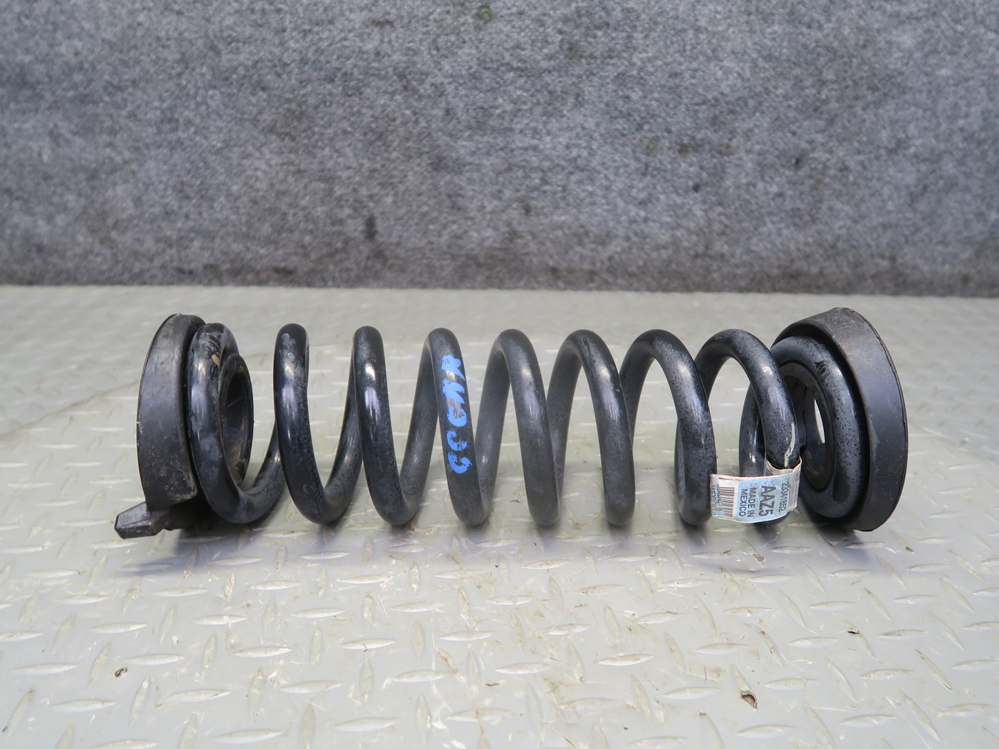 16-24 Chevrolet Camaro SS Convertible Set of 2 Rear Coil Spring 23341852 OEM