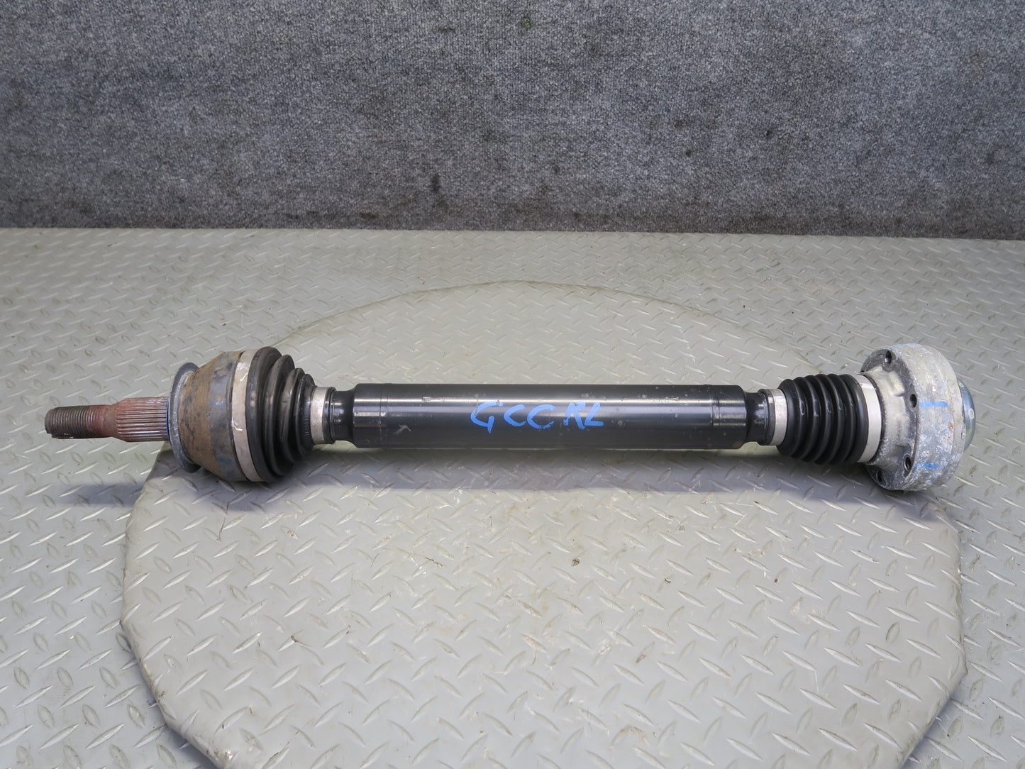 16-24 Chevrolet Camaro SS 6.2L A/T Rear Left Suspension Axle Shaft 84211209 OEM