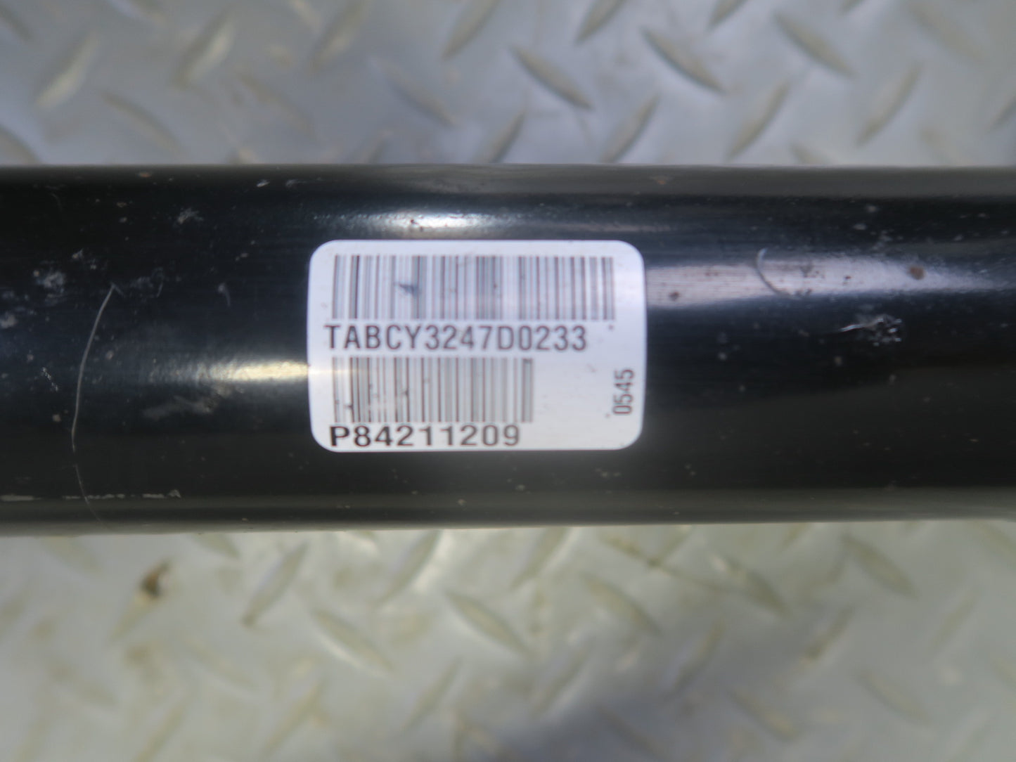 16-24 Chevrolet Camaro SS 6.2L A/T Rear Left Suspension Axle Shaft 84211209 OEM