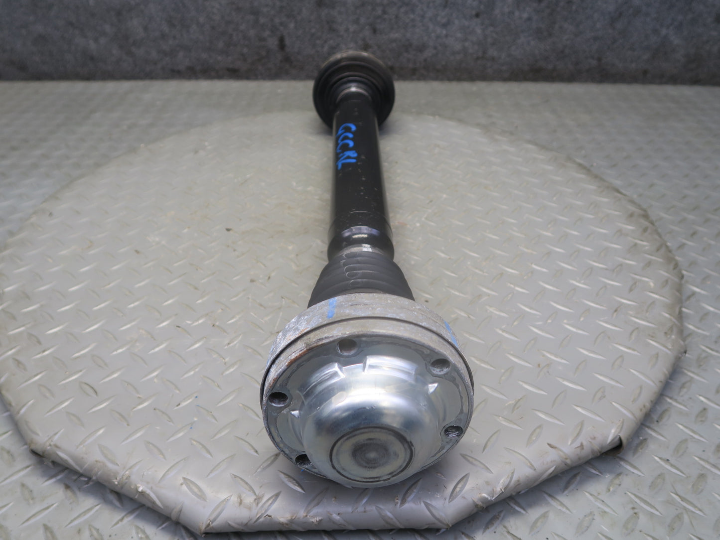 16-24 Chevrolet Camaro SS 6.2L A/T Rear Left Suspension Axle Shaft 84211209 OEM