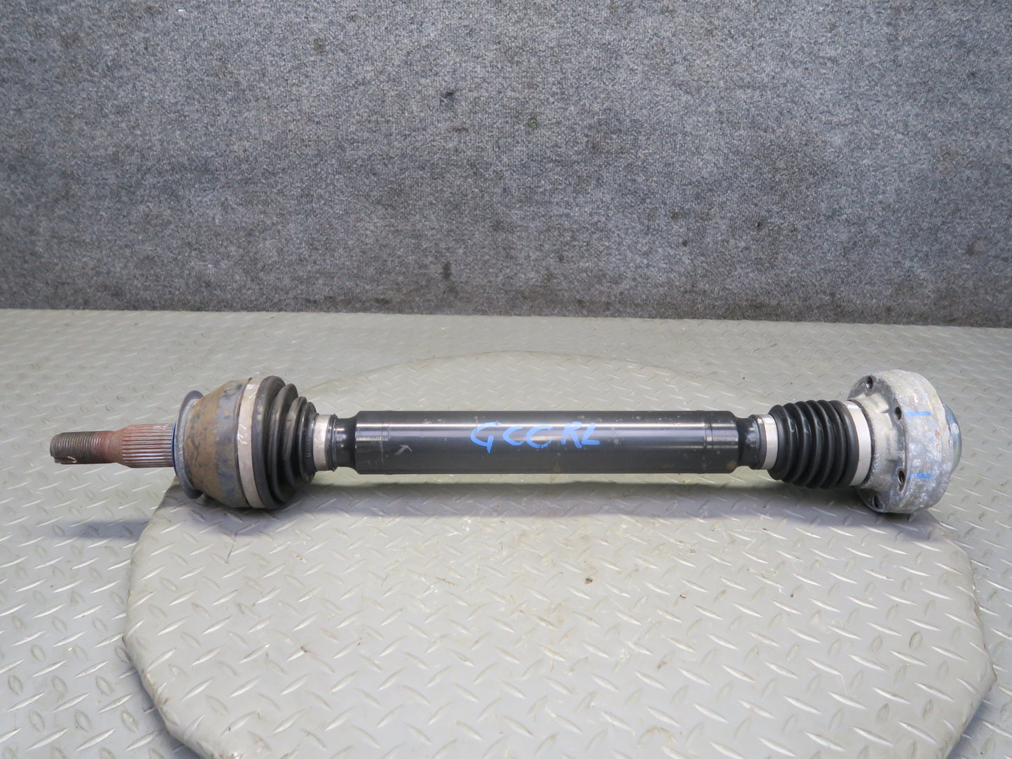 16-24 Chevrolet Camaro SS 6.2L A/T Rear Left Suspension Axle Shaft 84211209 OEM