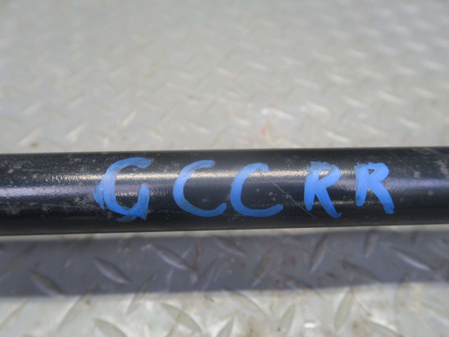 16-24 Chevrolet Camaro SS 6.2L A/T Rear Right Suspension Axle Shaft 84211210 OEM