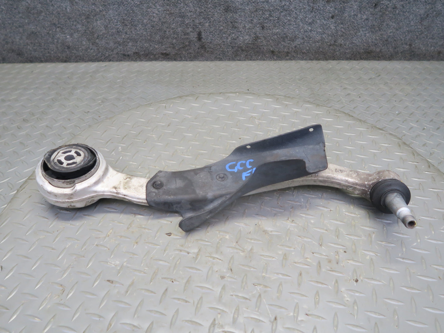 16-24 Chevrolet Camaro SS Set of 2 Front Left Suspension Control Arm OEM