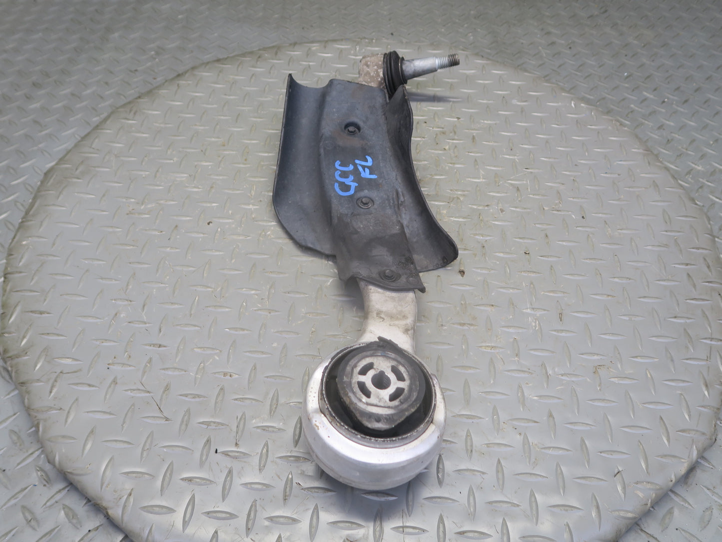 16-24 Chevrolet Camaro SS Set of 2 Front Left Suspension Control Arm OEM
