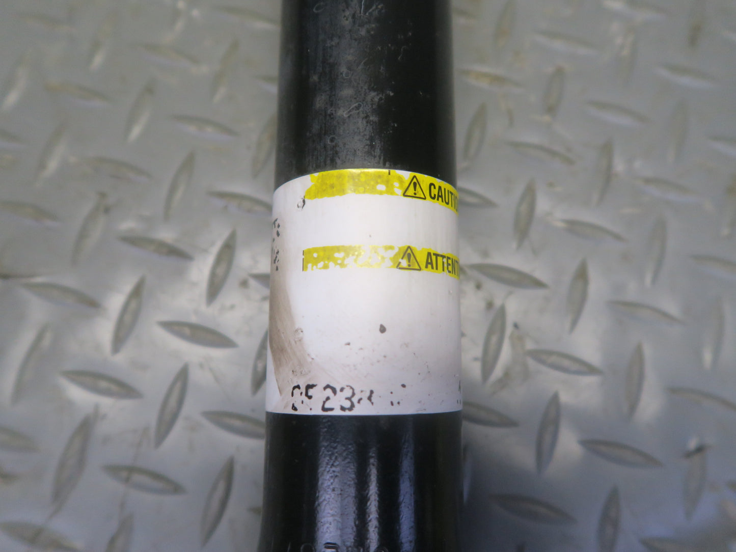 16-24 Chevrolet Camaro SS 6.2L Convert Set of 2 Rear Strut Shock Absorber OEM