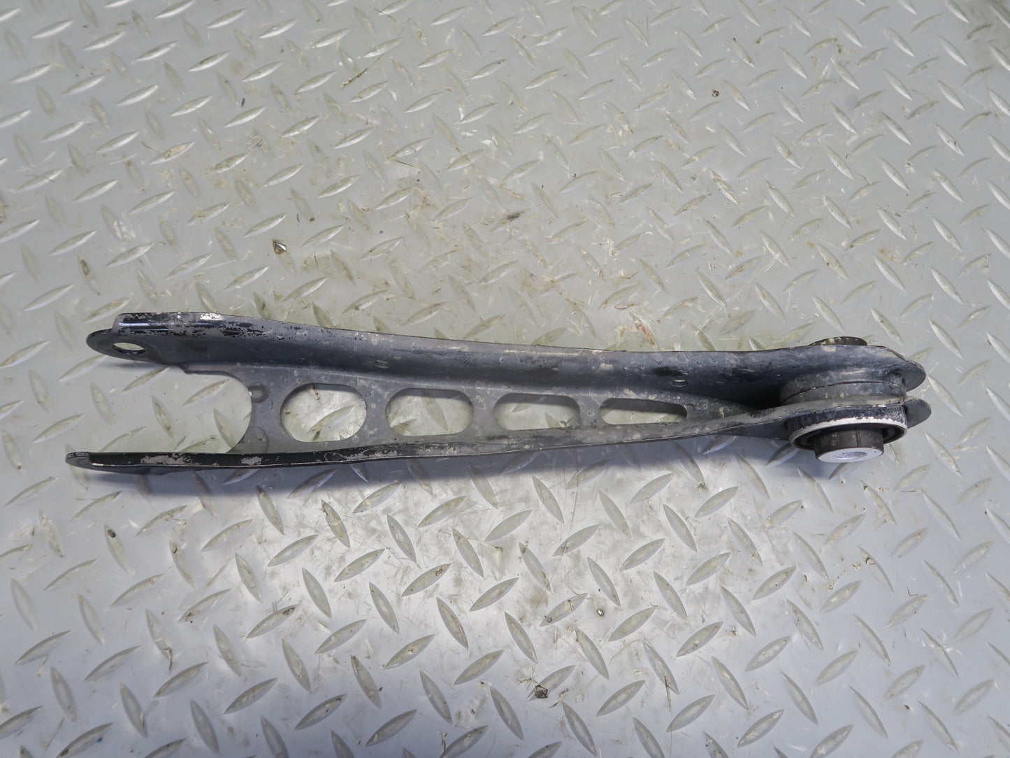 16-24 Chevrolet Camaro SS Set of 4 Rear Right Suspension Control Arm OEM