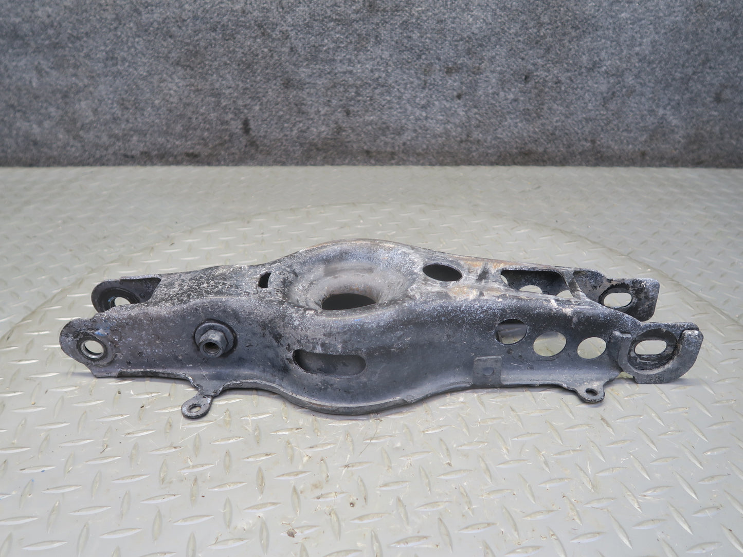 16-24 Chevrolet Camaro SS Set of 4 Rear Left Suspension Control Arm OEM