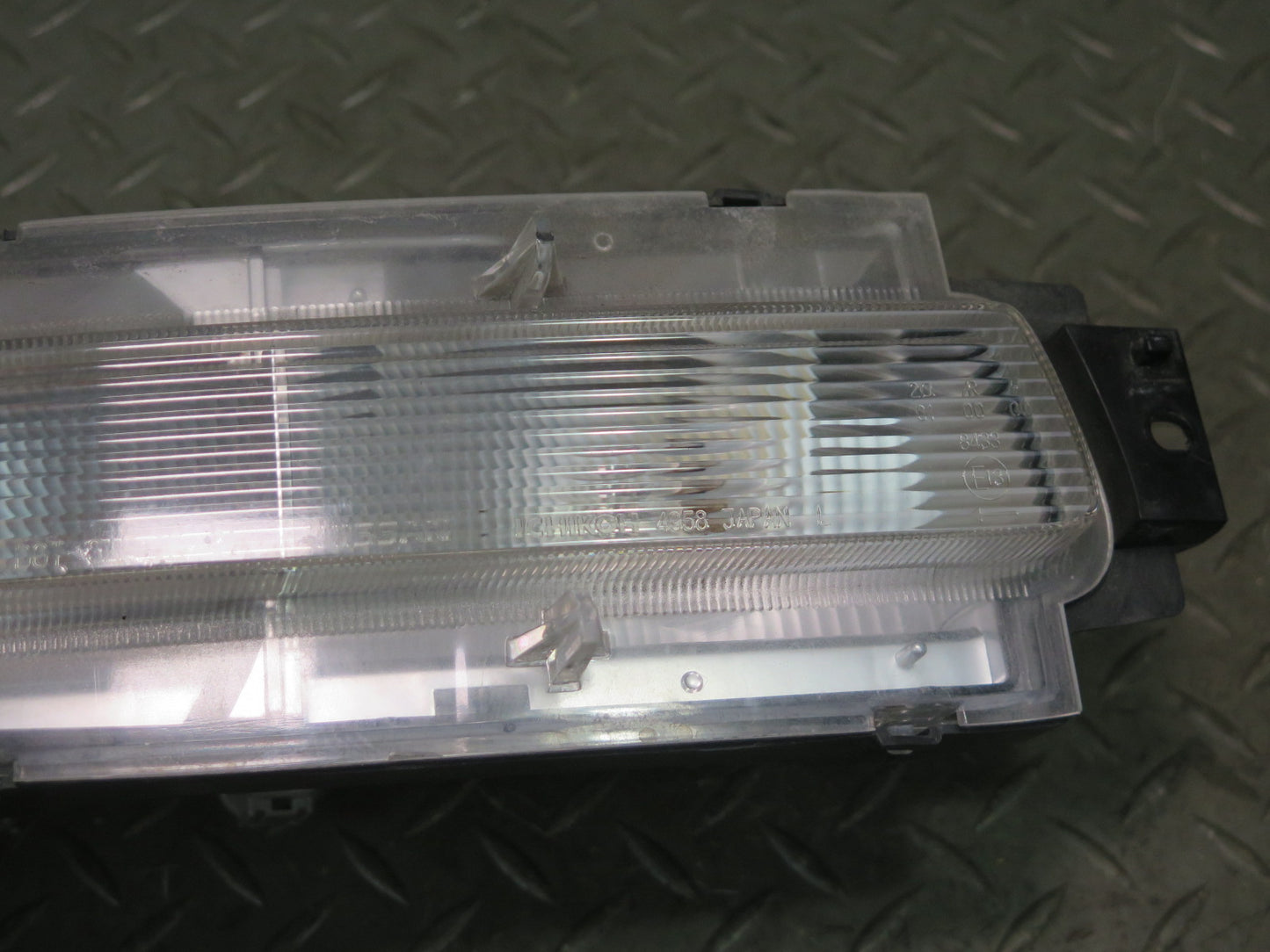 03-05 Nissan Z33 350Z Set of 2 Rear Left & Right Turn Signal Marker Light OEM