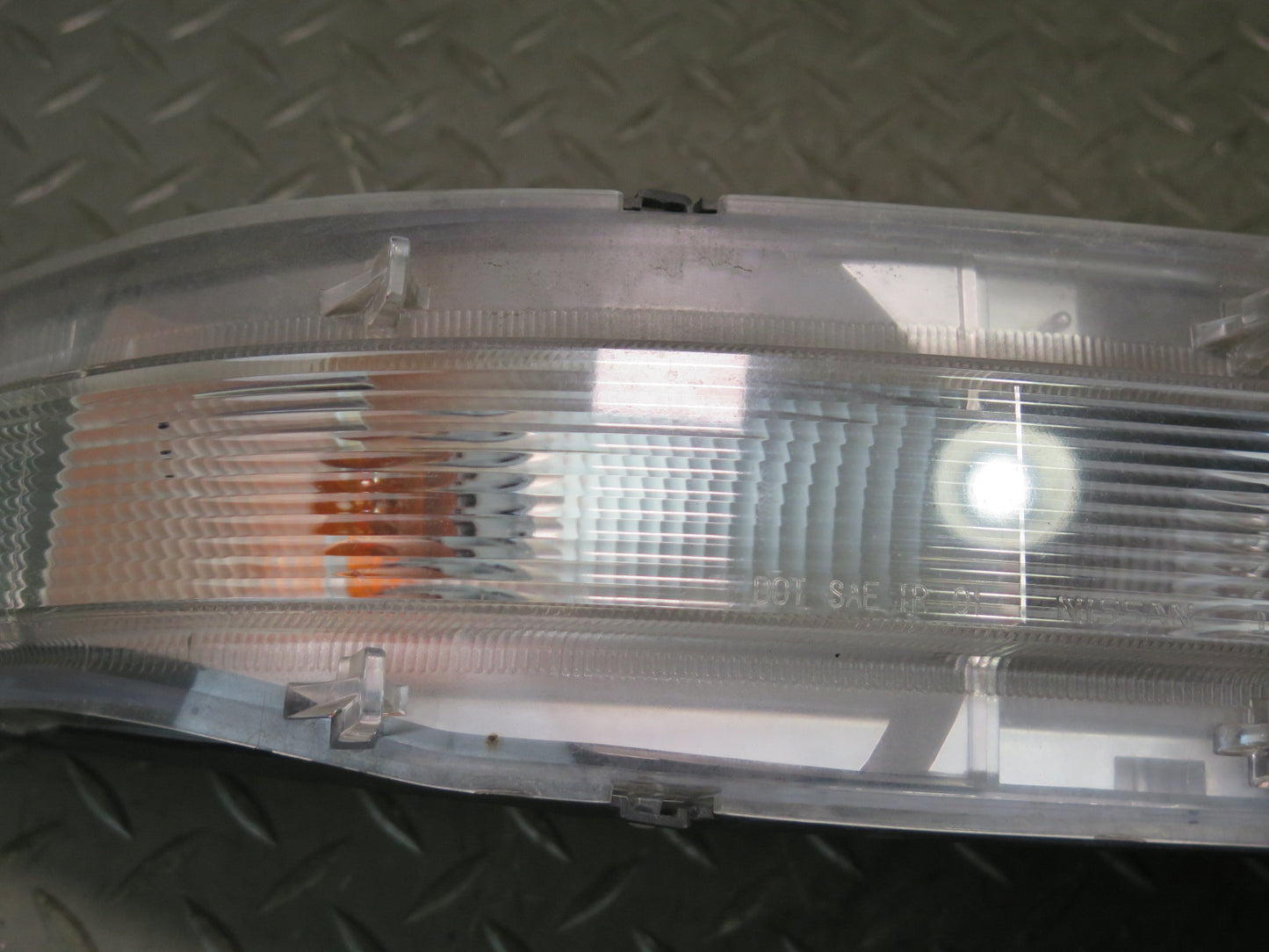 03-05 Nissan Z33 350Z Set of 2 Rear Left & Right Turn Signal Marker Light OEM