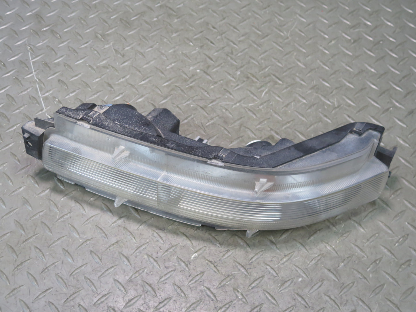 03-05 Nissan Z33 350Z Set of 2 Rear Left & Right Turn Signal Marker Light OEM