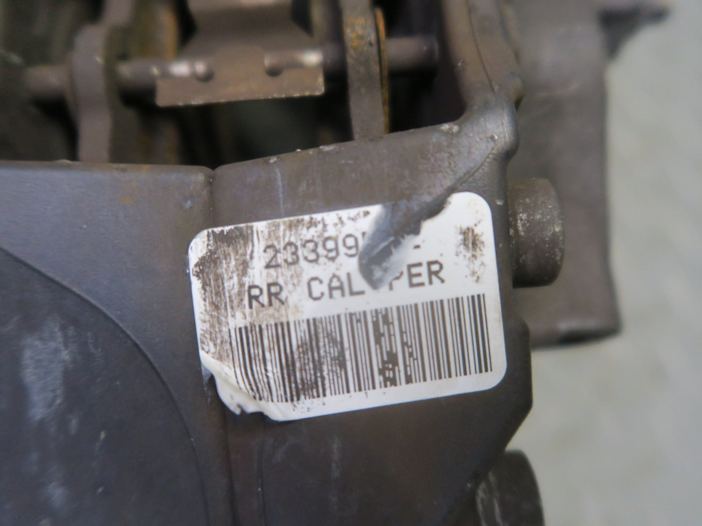 16-24 Chevrolet Camaro SS LT1 6.2 Rear Left & Right Brembo Brake Caliper Set OEM