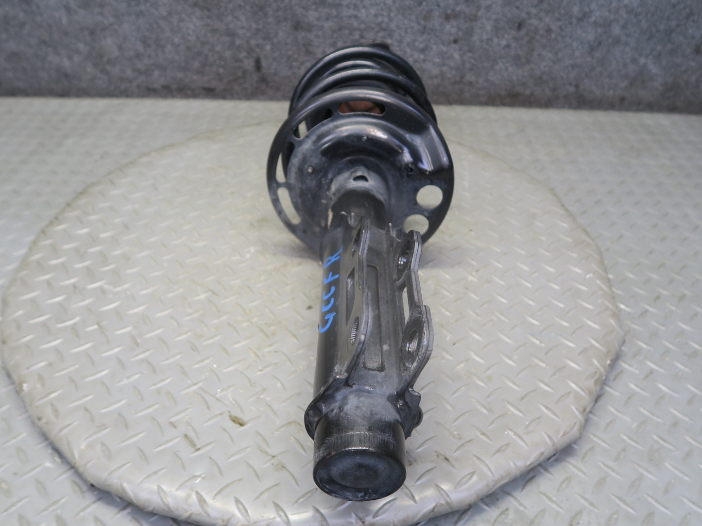 16-24 Chevrolet Camaro SS  Set of 2 Front Left & Right Strut Shock Absorber OEM