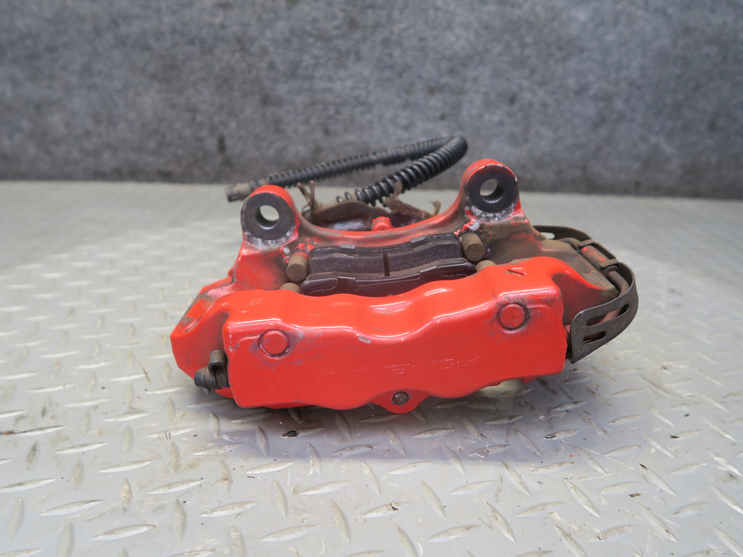 2003-2006 Porsche Cayenne 955 Turbo Rear Left & Right Brembo Brake Caliper Set