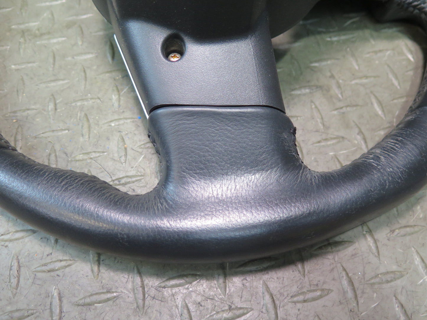 04-05 Nissan 350Z Z33 Convert Multifunction Leather Steering w Cruise Black OEM
