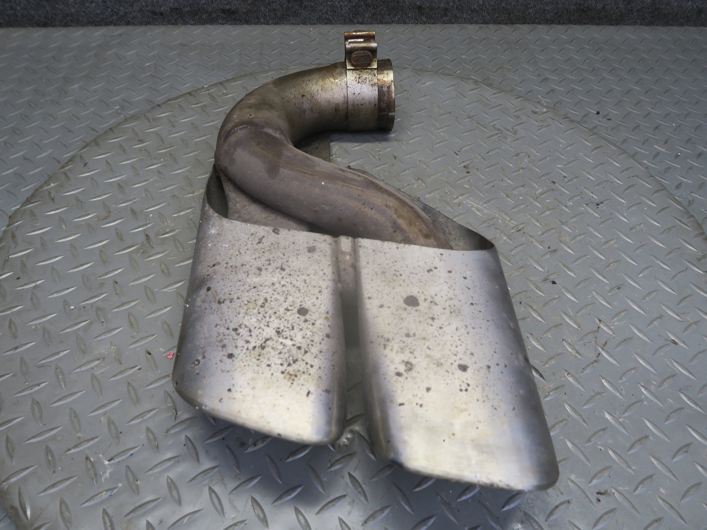 2003-2006 Porsche Cayenne 955 Turbo Rear Exhaust Muffler Tip Set of 2