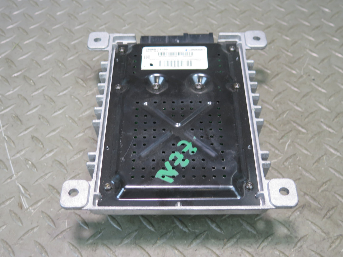 04-05 Nissan 350Z Z33 Convertible Bose Radio Stereo AMP Amplifier Module OEM