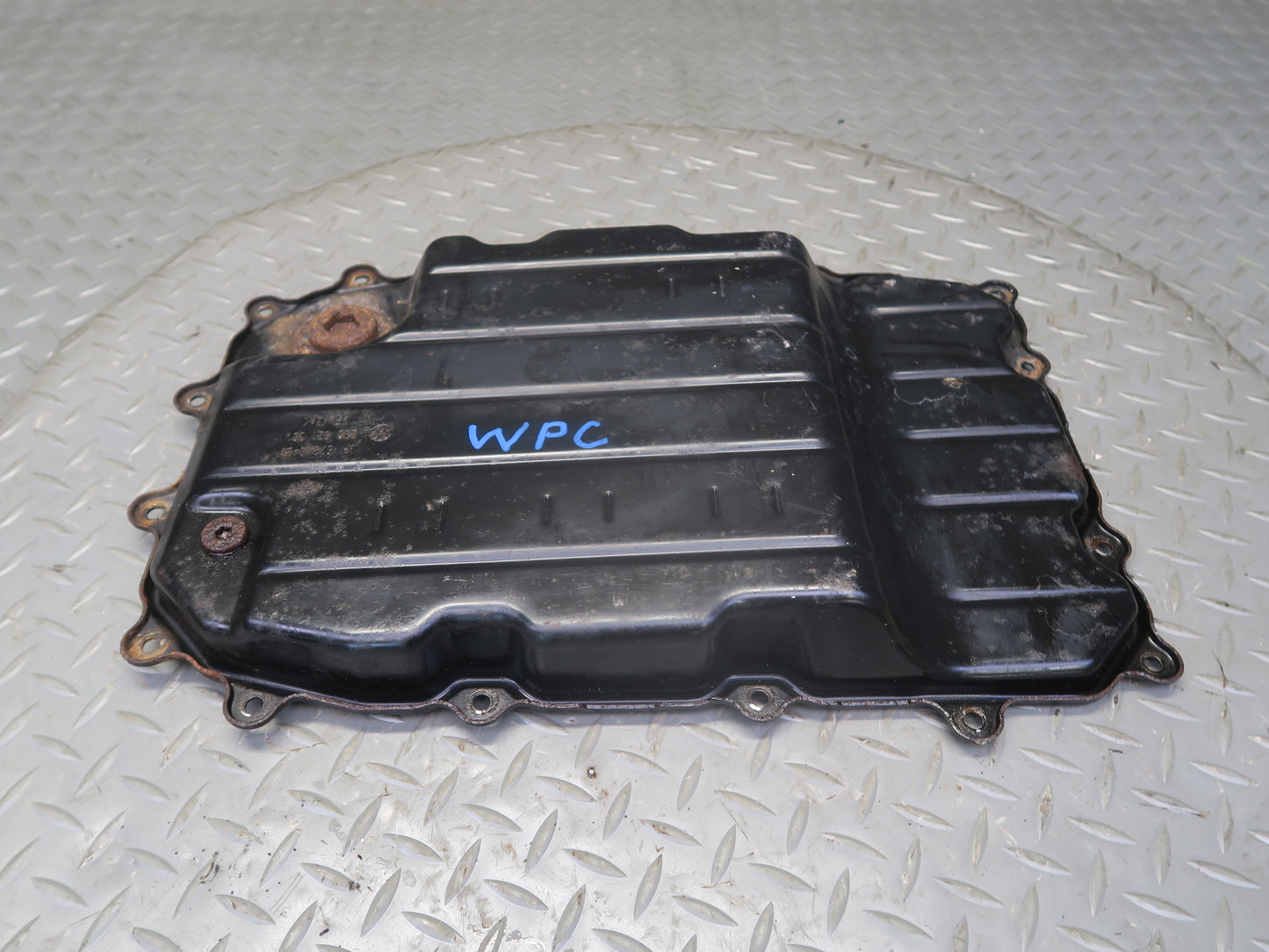 2003-2010 Porsche Cayenne 955 Automatic Transmission Oil Pan 09D321361