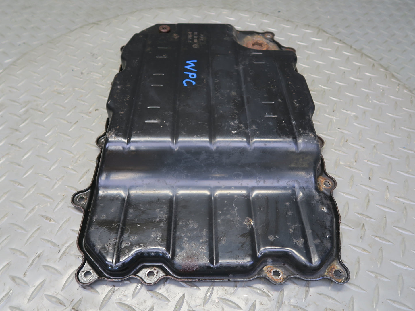 2003-2010 Porsche Cayenne 955 Automatic Transmission Oil Pan 09D321361