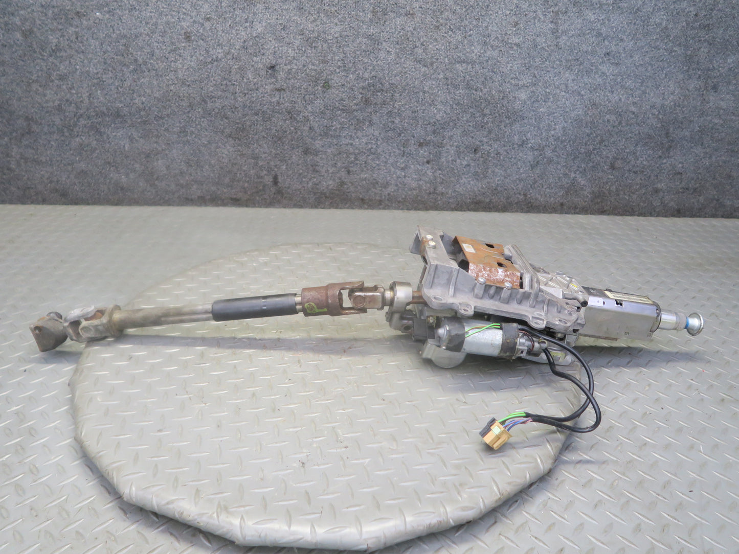 2003-2006 Porsche Cayenne 955 Steering Column Motor Assembly
