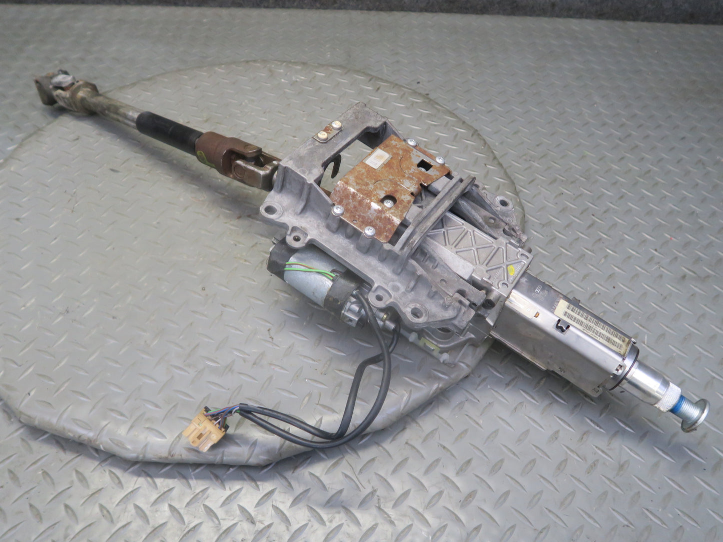 2003-2006 Porsche Cayenne 955 Steering Column Motor Assembly
