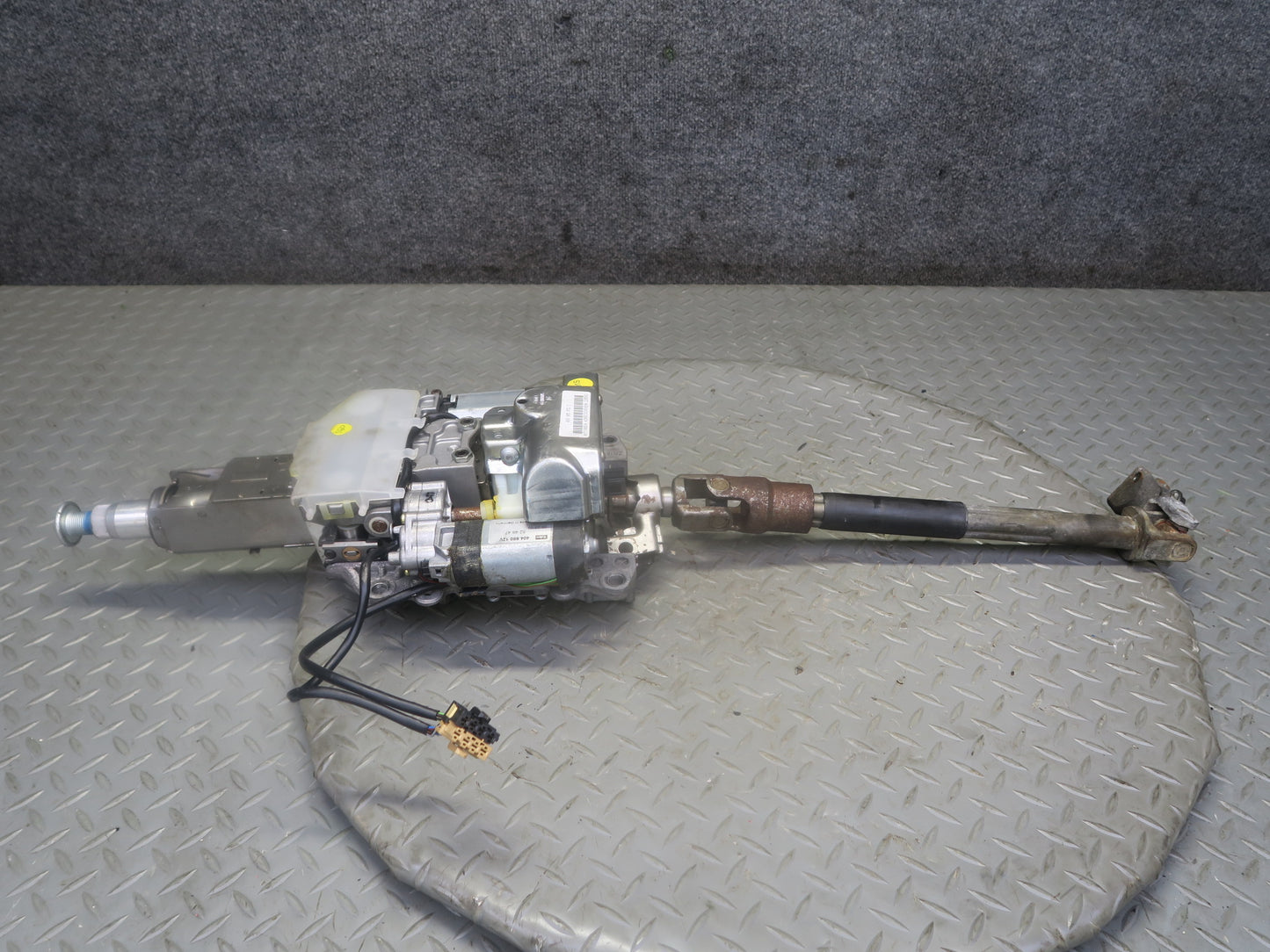 2003-2006 Porsche Cayenne 955 Steering Column Motor Assembly