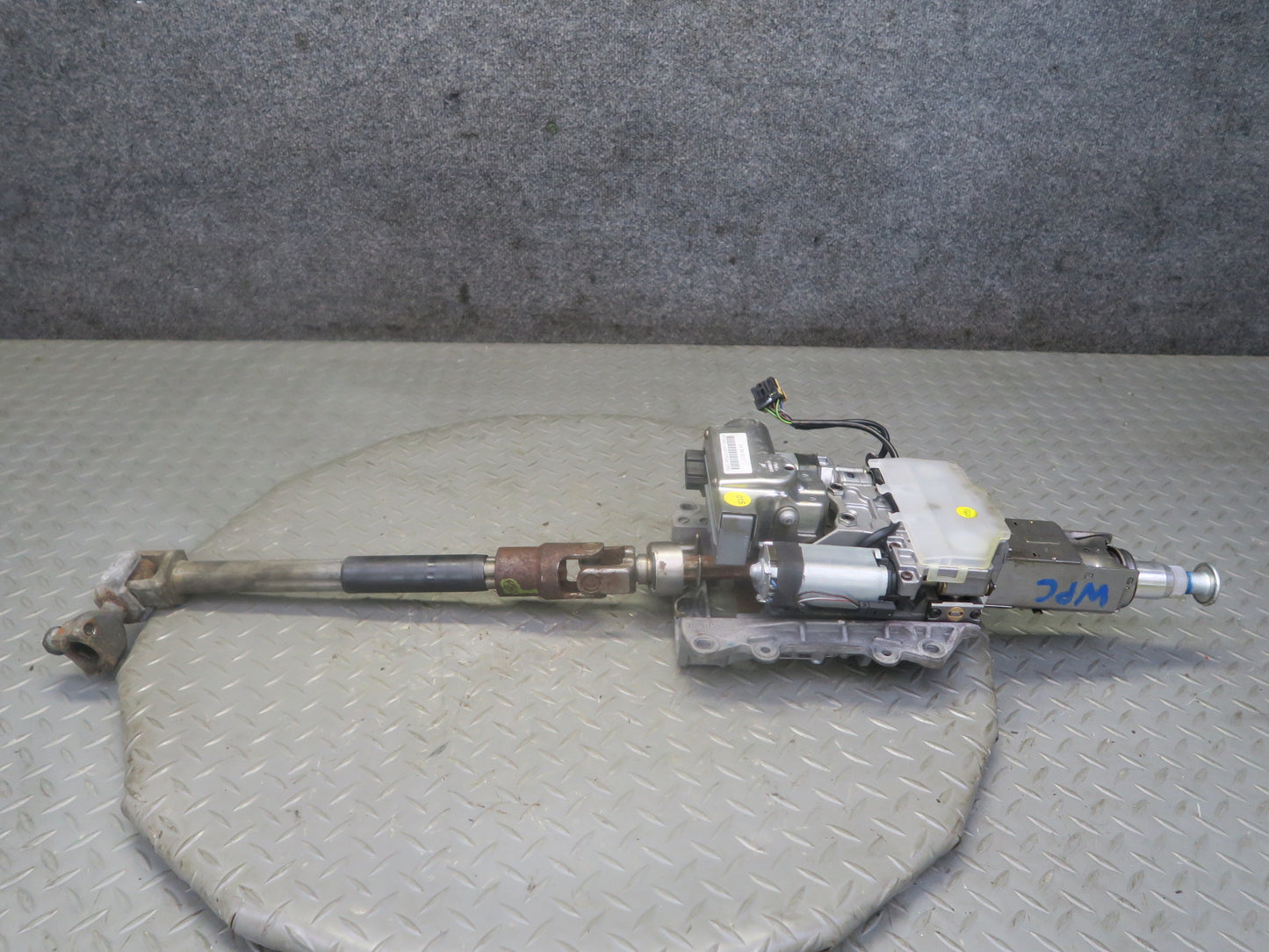 2003-2006 Porsche Cayenne 955 Steering Column Motor Assembly