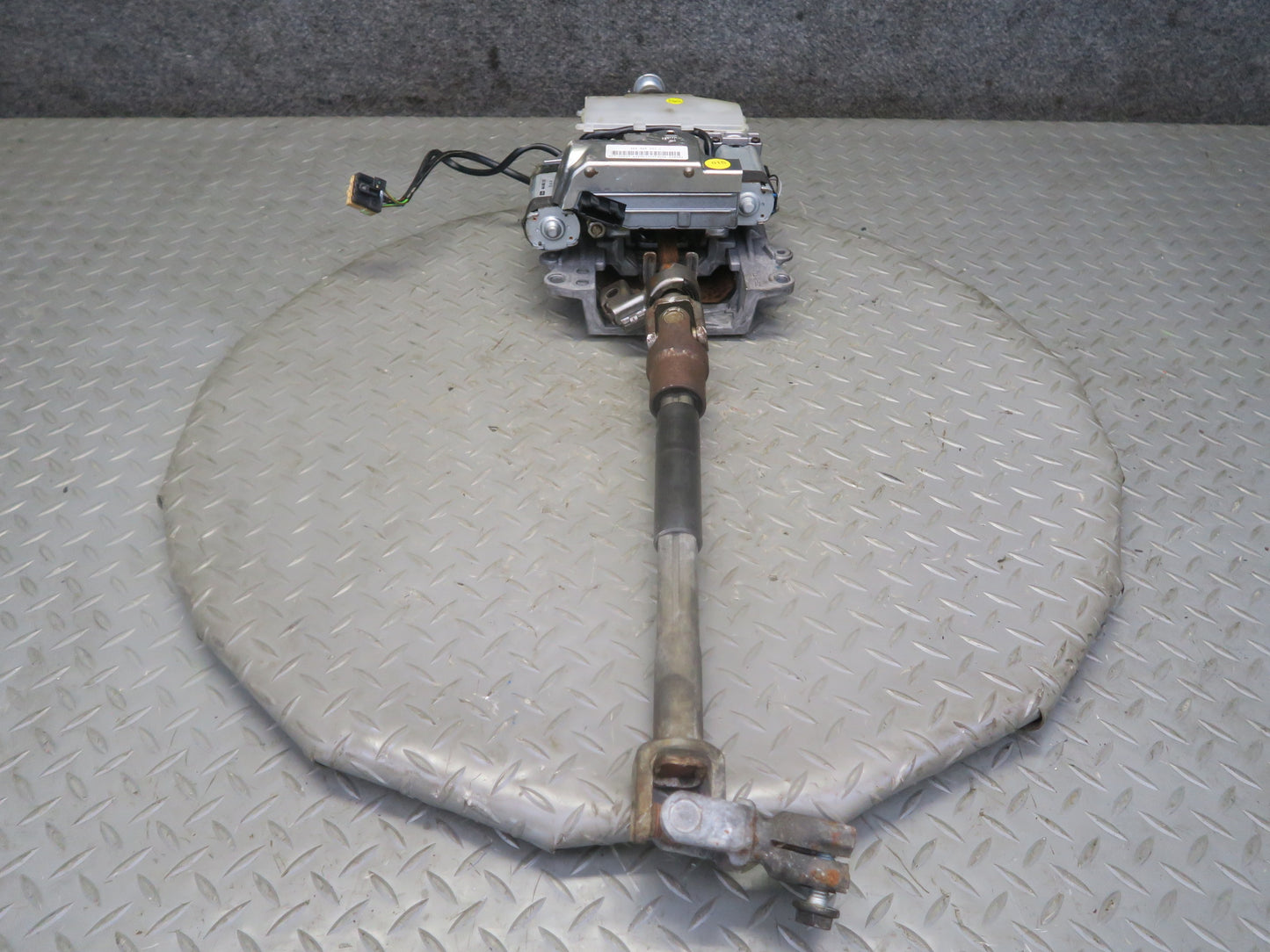2003-2006 Porsche Cayenne 955 Steering Column Motor Assembly