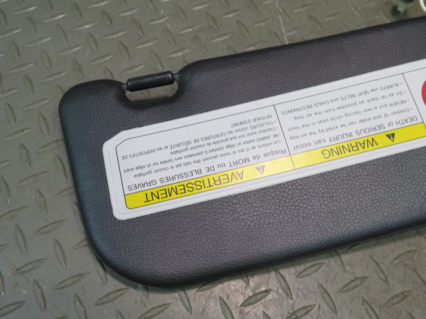 04-05 Nissan Z33 350Z Convertible Set of 2 Front Left & Right Sun Visor OEM