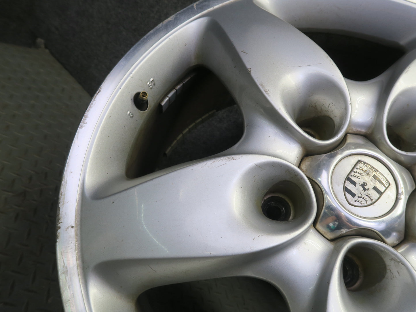 2003-2006 Porsche Cayenne 955 Set of 4 R18 18" Alloy Wheel Rim 18x8J ET57