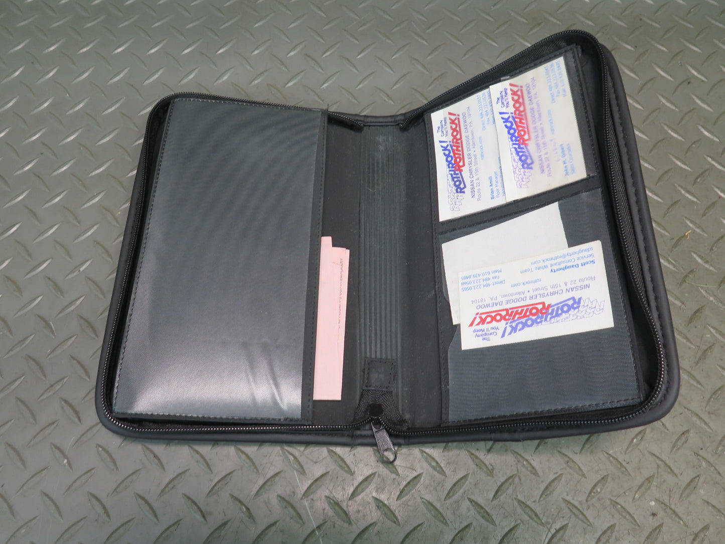 2004 Nissan Z33 350Z Convertible Owners Guide Manual Book Set w Case OEM