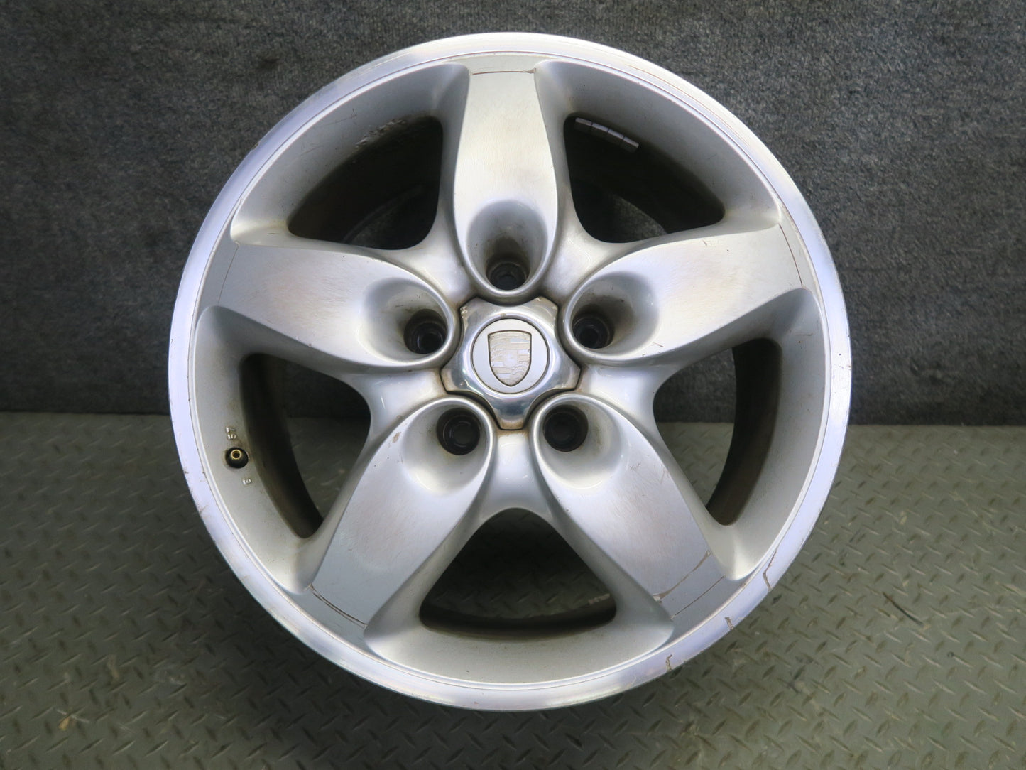 2003-2006 Porsche Cayenne 955 Set of 4 R18 18" Alloy Wheel Rim 18x8J ET57