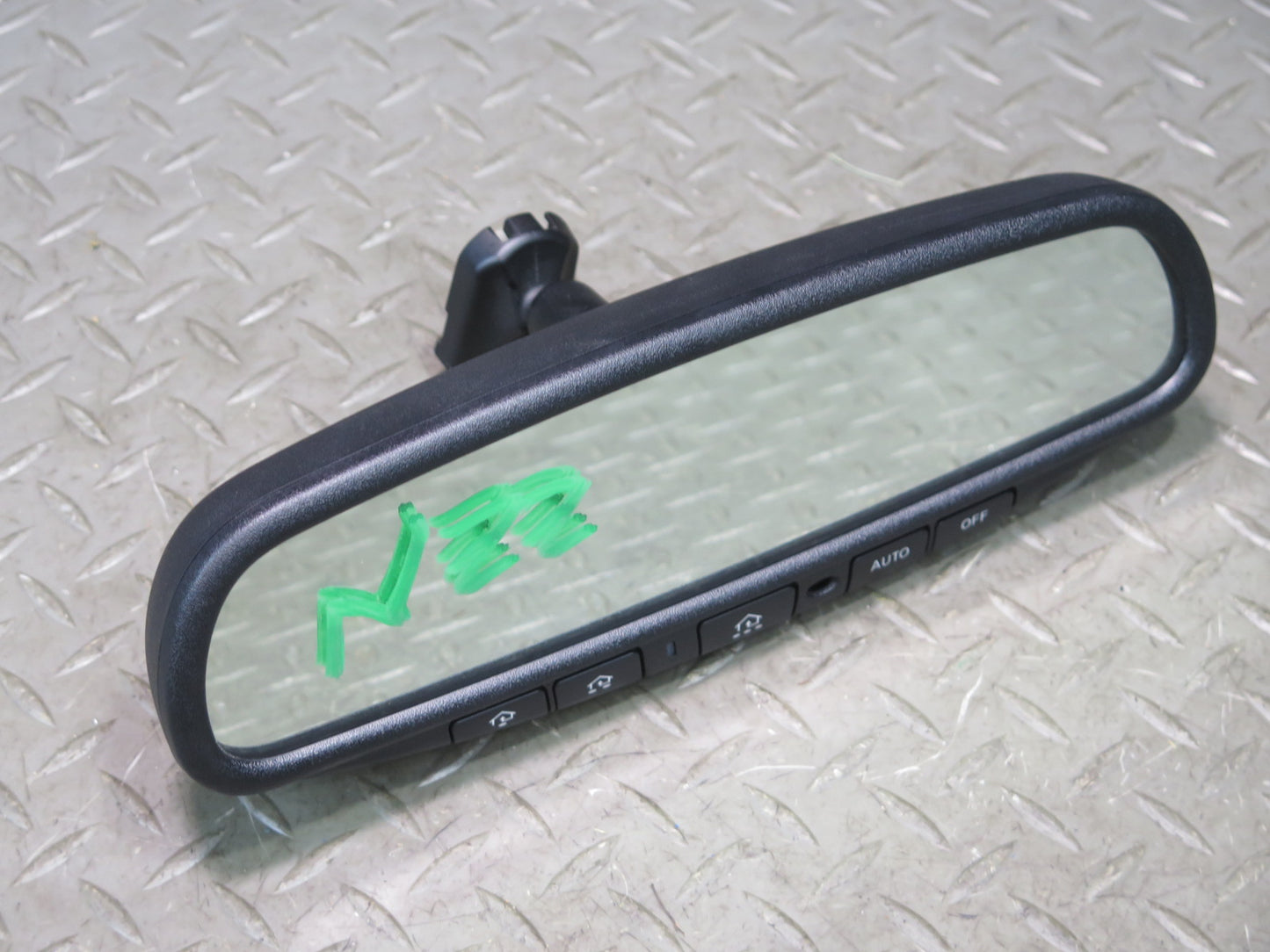 04-06 Nissan 350Z Convertible Auto Dim Interior Rear View Mirror w Homelink OEM