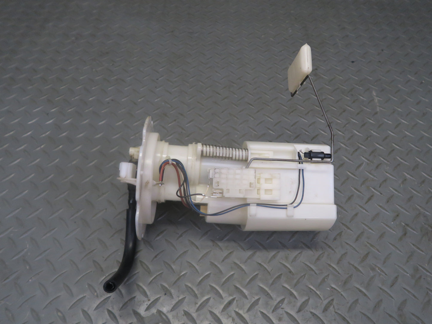 03-05 Nissan Z33 350Z Set of 2 Fuel Pump Level Sensor Sending Unit OEM