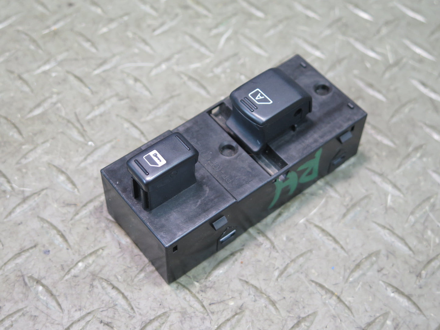 03-04 Nissan Z33 350Z Set of 2 Left & Right Door Power Window Mirror Switch OEM