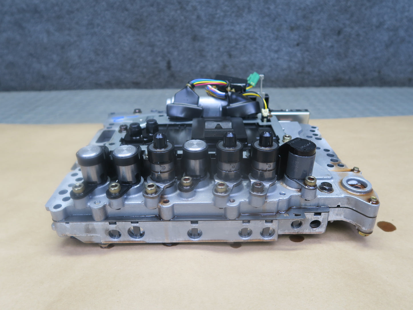 2004 Nissan 350Z RE5R05A Automatic Transmission Valve Body Mechatronic 34K OEM