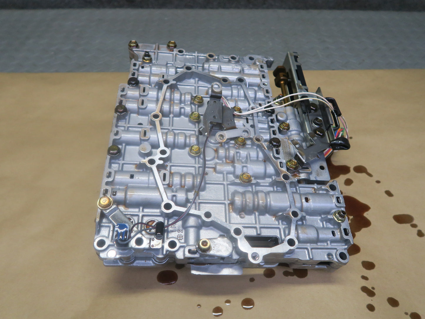 2004 Nissan 350Z RE5R05A Automatic Transmission Valve Body Mechatronic 34K OEM