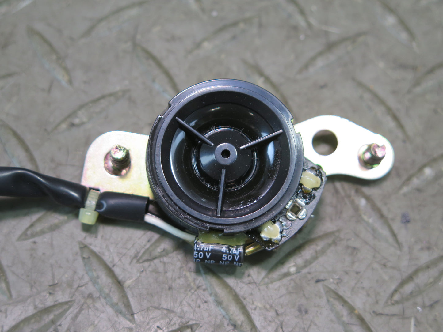 04-09 Nissan Z33 350Z Convertible Set of 2 Left & Right Door Tweeter Speaker OEM