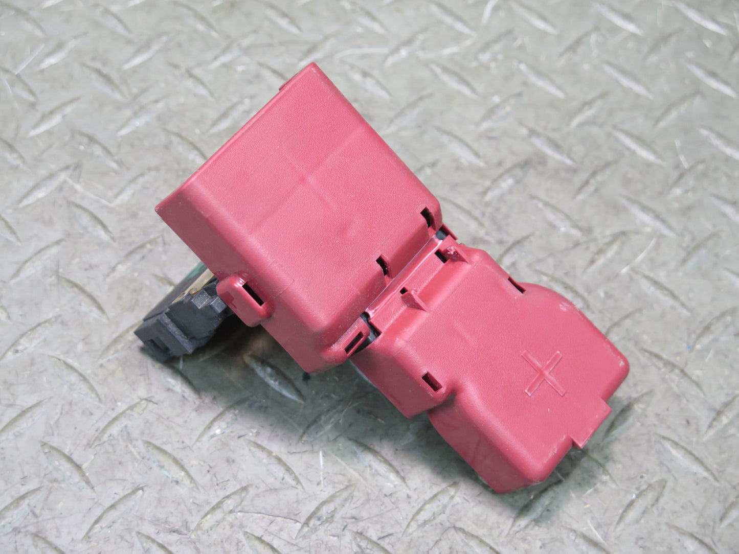 03-09 Nissan Z33 350Z Positive Battery Fusible Link Holder w Cover OEM