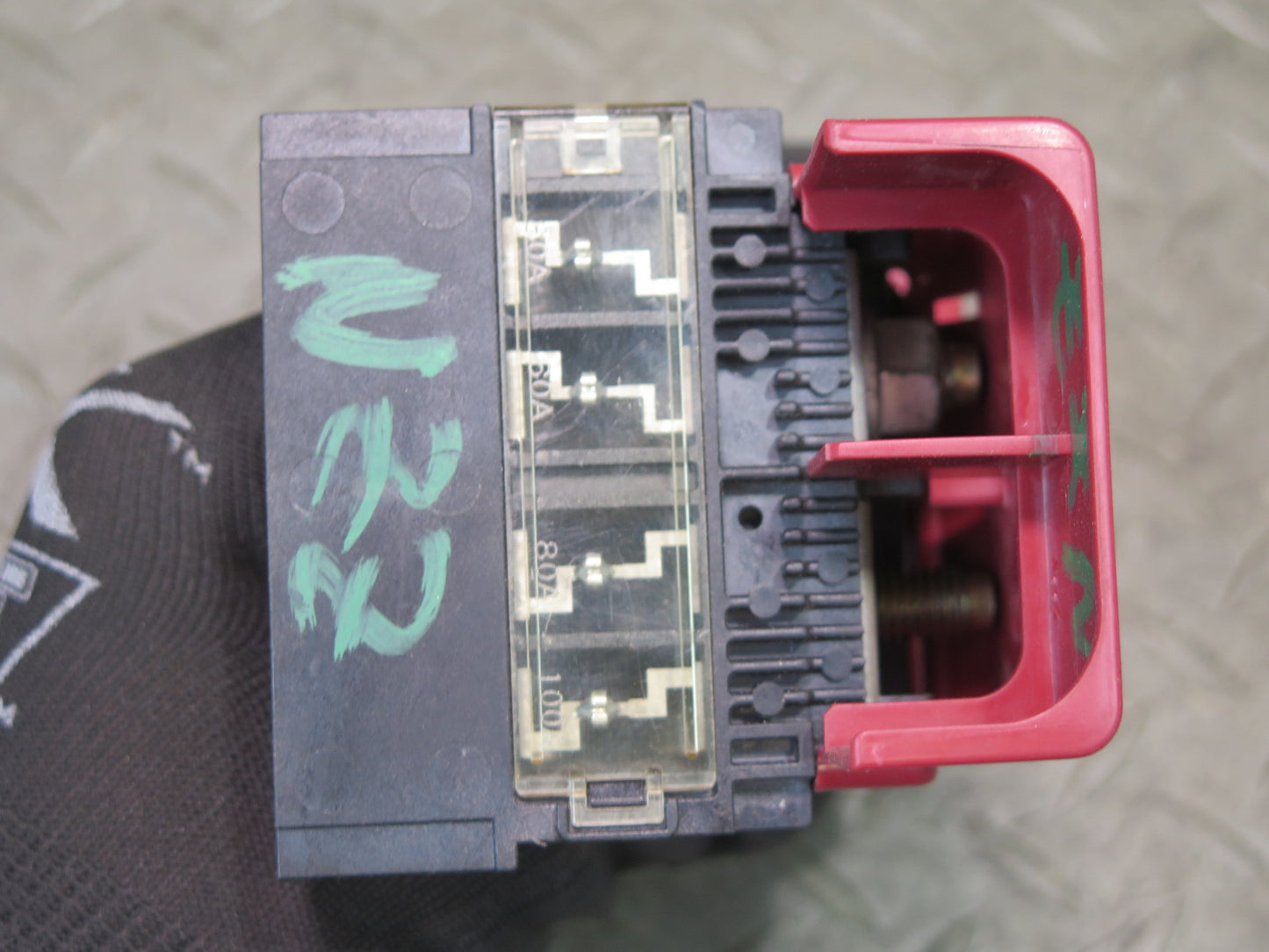 03-09 Nissan Z33 350Z Positive Battery Fusible Link Holder w Cover OEM