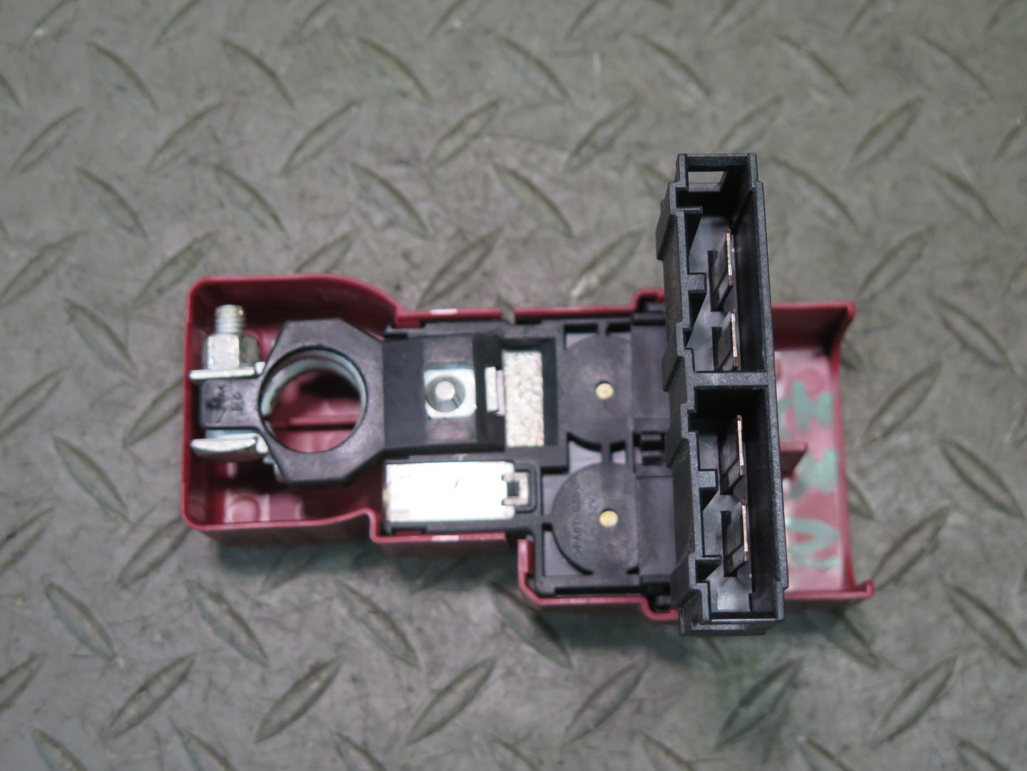 03-09 Nissan Z33 350Z Positive Battery Fusible Link Holder w Cover OEM