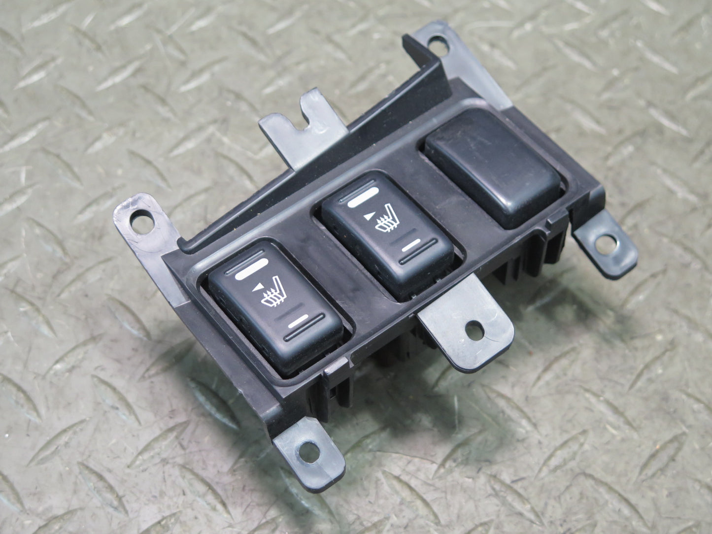 03-09 Nissan Z33 350Z Heated Seat Heater Button Switch Panel OEM