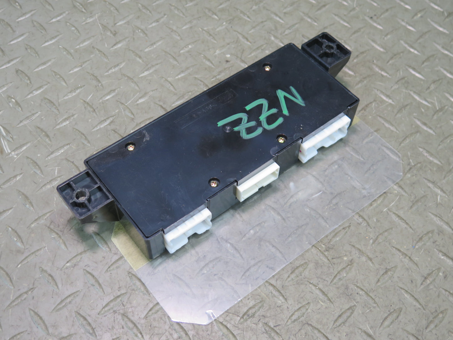 04-09 Nissan Z33 350Z Convertible Folding TOP Roof Control Module Unit OEM