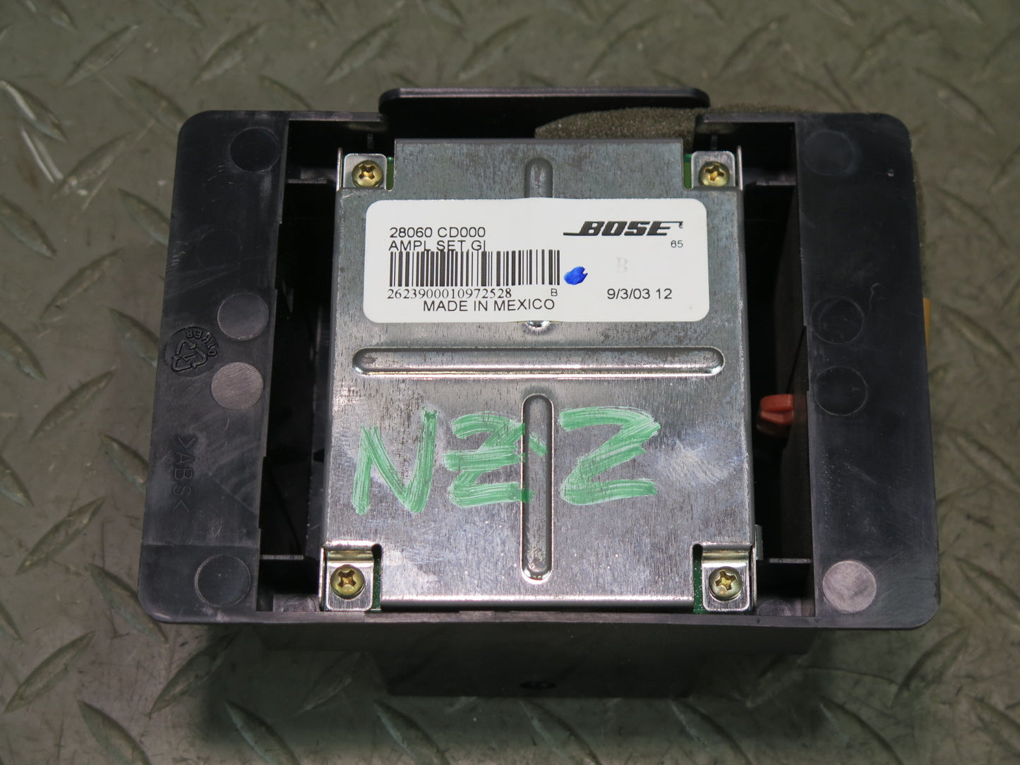 03-09 Nissan Z33 350Z Bose Audio Radio Amplifier AMP 28060-CD000 OEM