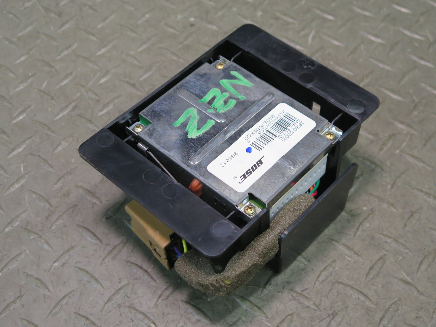 03-09 Nissan Z33 350Z Bose Audio Radio Amplifier AMP 28060-CD000 OEM