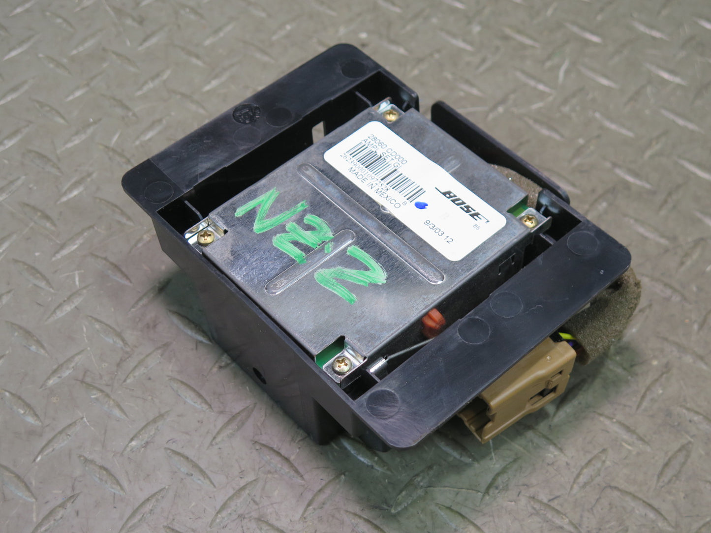 03-09 Nissan Z33 350Z Bose Audio Radio Amplifier AMP 28060-CD000 OEM
