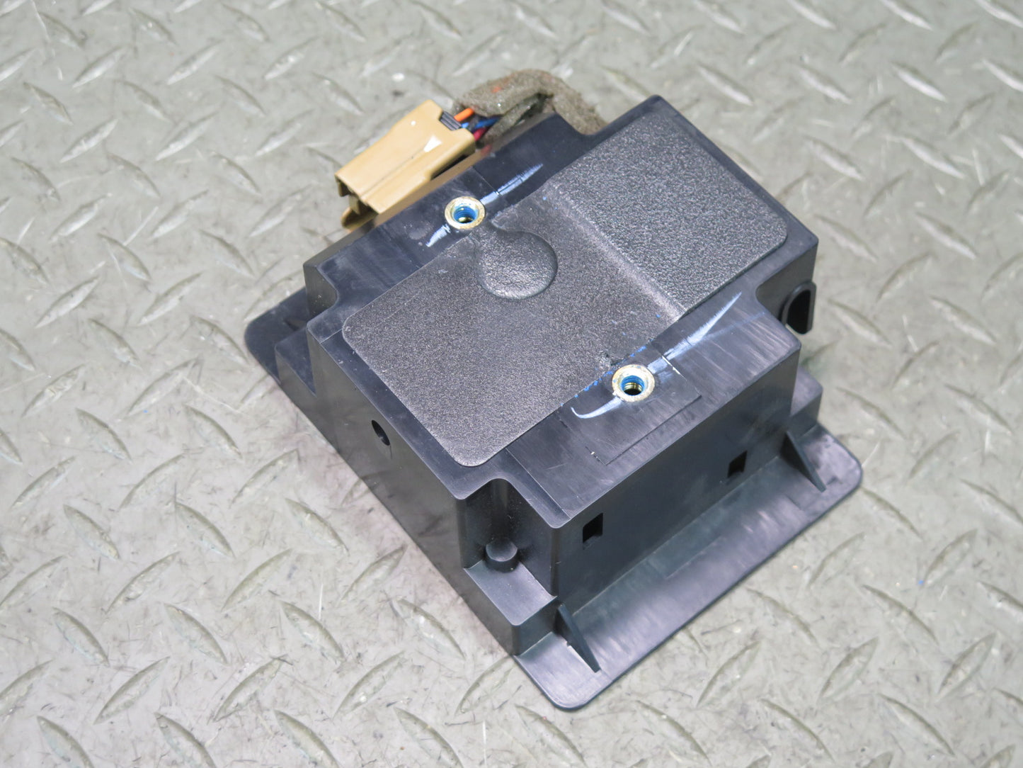 03-09 Nissan Z33 350Z Bose Audio Radio Amplifier AMP 28060-CD000 OEM